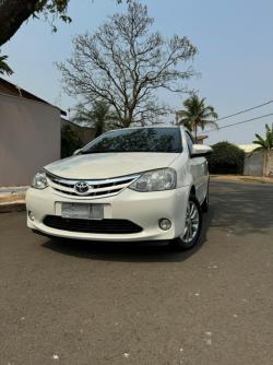 TOYOTA Etios Hatch 1.5 16V 4P FLEX XLS