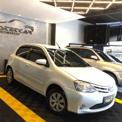 TOYOTA Etios Hatch 1.5 16V 4P FLEX XS