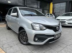 TOYOTA Etios Hatch 