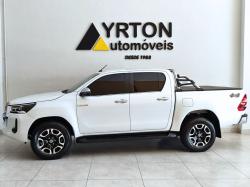 TOYOTA Hilux Caminhonete 2.8 16V SRX 4X4 TURBO DIESEL CABINE DUPLA AUTOMTICO