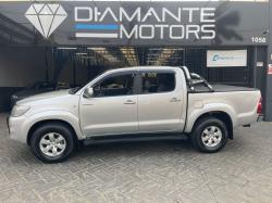 TOYOTA Hilux Caminhonete 2.7 16V 4P SR FLEX CABINE DUPLA AUTOMTICO