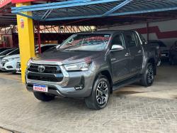 TOYOTA Hilux Caminhonete 2.8 16V SRX 4X4 DIESEL CABINE DUPLA AUTOMTICO