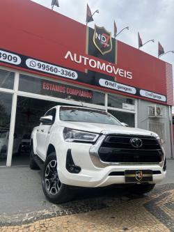 TOYOTA Hilux Caminhonete 2.8 16V SRX 4X4 DIESEL CABINE DUPLA AUTOMTICO