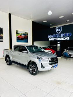 TOYOTA Hilux Caminhonete 2.8 16V SRX 4X4 DIESEL CABINE DUPLA AUTOMTICO