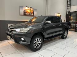 TOYOTA Hilux Caminhonete 2.8 16V SRV 4X4 DIESEL CABINE DUPLA AUTOMTICO