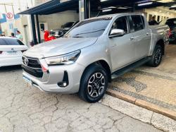TOYOTA Hilux Caminhonete 2.8 16V SRV 4X4 DIESEL CABINE DUPLA AUTOMTICO