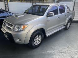 TOYOTA Hilux Caminhonete 3.0 4P 4X4 SRV TURBO DIESEL CABINE DUPLA AUTOMTICO
