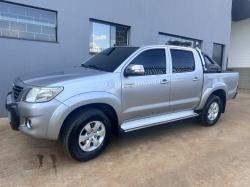 TOYOTA Hilux Caminhonete 2.7 16V 4P SRV FLEX CABINE DUPLA AUTOMTICO