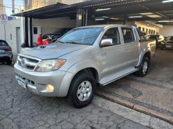 TOYOTA Hilux Caminhonete 3.0 4P SRV DIESEL CABINE DUPLA