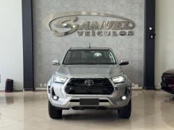 TOYOTA Hilux Caminhonete 2.8 16V SRX PLUS 4X4 TURBO DIESEL CABINE DUPLA AUTOMTICO