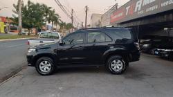 TOYOTA Hilux SW4 2.7 16V 4P SR AUTOMTICO