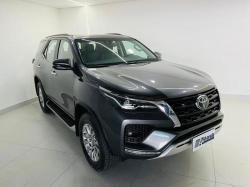 TOYOTA Hilux SW4 2.8 16V 4P SRX 4X4 7 LUGARES TURBO DIESEL AUTOMTICO