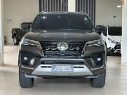 TOYOTA Hilux SW4 2.8 16V 4P SRX 4X4 7 LUGARES TURBO DIESEL AUTOMTICO