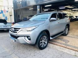 TOYOTA Hilux SW4 2.8 16V 4P SRX 4X4 7 LUGARES TURBO DIESEL AUTOMÁTICO