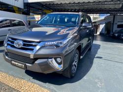 TOYOTA Hilux SW4 2.8 16V 4P SRX 4X4 7 LUGARES TURBO DIESEL AUTOMTICO