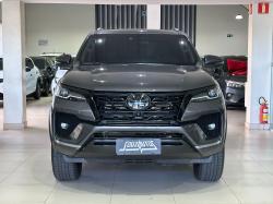 TOYOTA Hilux SW4 2.8 16V 4P SRX 4X4 7 LUGARES TURBO DIESEL AUTOMTICO