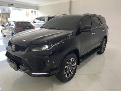 TOYOTA Hilux SW4 2.8 16V 4P SRX PLATINUM 4X4 7 LUGARES TURBO DIESEL AUTOMTICO