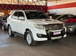 TOYOTA Hilux SW4 3.0 16V 4P SRV 4X4 7 LUGARES TURBO DIESEL AUTOMTICO