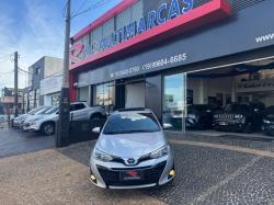 TOYOTA Yaris Hatch 1.5 16V 4P FLEX XLS MULTIDRIVE AUTOMTICO CVT