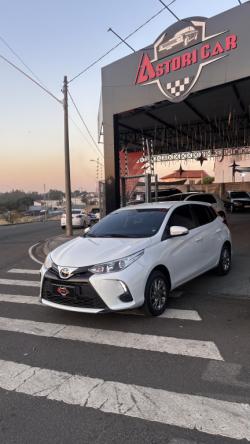 TOYOTA Yaris Hatch 1.5 16V 4P FLEX XS CONNECT MULTIDRIVE AUTOMTICO CVT