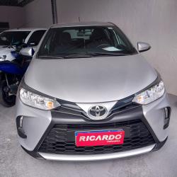 TOYOTA Yaris Hatch 1.5 16V 4P FLEX XL MULTIDRIVE AUTOMTICO CVT