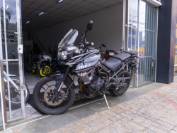 TRIUMPH Tiger 800 XR