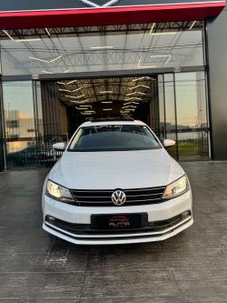 VOLKSWAGEN Jetta 2.0 4P TSI HIGHLINE 211 CV AUTOMTICO