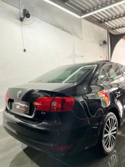 VOLKSWAGEN Jetta 2.0 4P CONFORTLINE FLEX