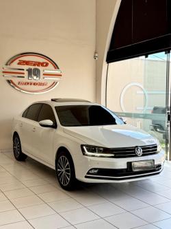 VOLKSWAGEN Jetta 2.0 4P TSI HIGHLINE 211 CV AUTOMTICO