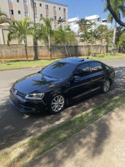 VOLKSWAGEN Jetta 2.0 4P FLEX CONFORTLINE TIPTRONIC AUTOMTICO