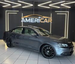 VOLKSWAGEN Jetta 2.0 4P TSI HIGHLINE 211 CV AUTOMTICO