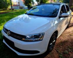 VOLKSWAGEN Jetta 2.0 4P CONFORTLINE TIPTRONIC AUTOMTICO