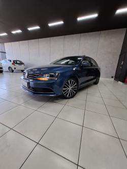 VOLKSWAGEN Jetta 2.0 4P CONFORTLINE FLEX