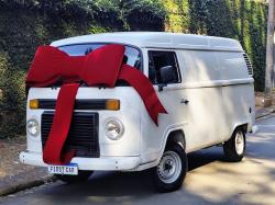 VOLKSWAGEN Kombi 1.4 FLEX FURGO