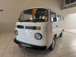VOLKSWAGEN Kombi 1.6 STD 9 LUGARES