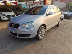 VOLKSWAGEN Polo Hatch 1.6 4P