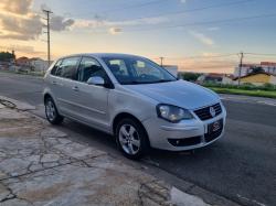 VOLKSWAGEN Polo Hatch 1.6 4P FLEX