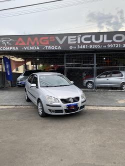 VOLKSWAGEN Polo Sedan 1.6 4P FLEX