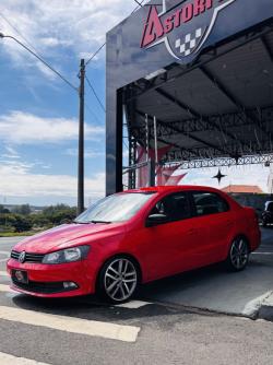 VOLKSWAGEN Voyage 1.0 4P FLEX