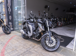 YAMAHA FZ 25 250 Fazer Flex 