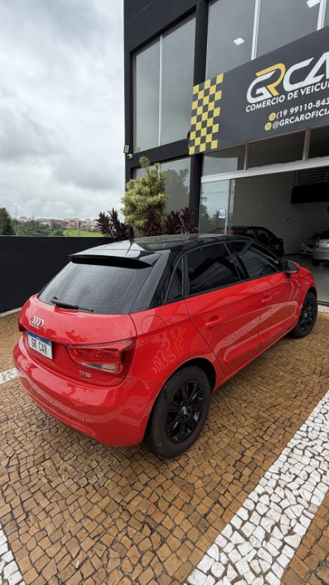 AUDI A1 1.4 16V 4P TFSI SPORTBACK ATRACTION S-TRONIC AUTOM�TICO, Foto 4