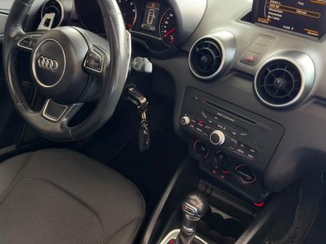 AUDI A1 1.4 16V 4P TFSI SPORTBACK ATRACTION S-TRONIC AUTOM�TICO, Foto 12