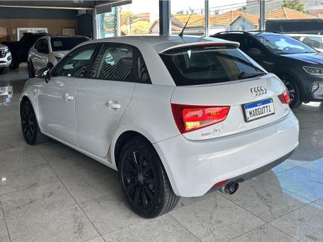 AUDI A1 1.4 16V TFSI ATRACTION S-TRONIC AUTOM�TICO, Foto 5