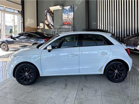 AUDI A1 1.4 16V TFSI ATRACTION S-TRONIC AUTOM�TICO, Foto 6
