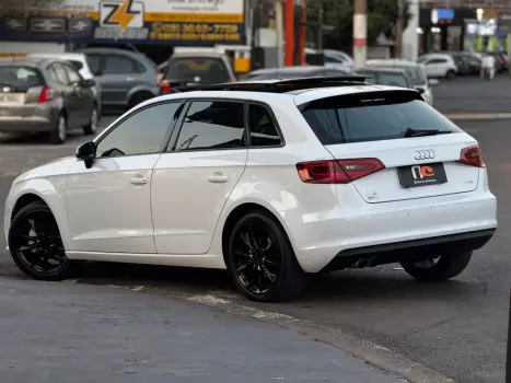 AUDI A3 1.4 16V 4P TFSI SPORTBACK S-TRONIC AUTOMTICO, Foto 3