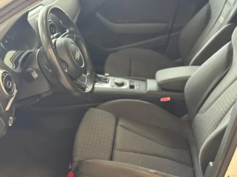 AUDI A3 1.8 16V 4P TFSI SPORTBACK  AUTOMÁTICO, Foto 9