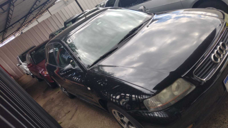 AUDI A3 1.8 4P, Foto 2 AUDI A3 1.8 4P, Foto 2