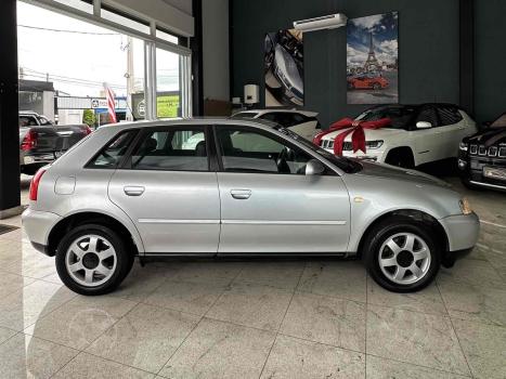 AUDI A3 1.8 4P, Foto 4