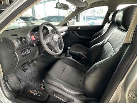 AUDI A3 1.8 4P, Foto 16