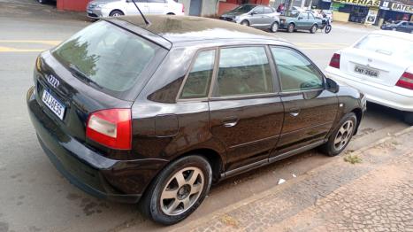 AUDI A3 1.8 4P, Foto 4